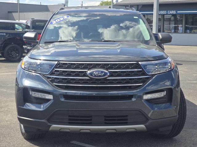 Certified 2022 Ford Explorer XLT w/ Equipment Group 202A AWD/4WD image 11