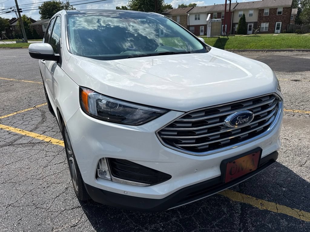 Certified 2023 Ford Edge Titanium AWD/4WD image 27