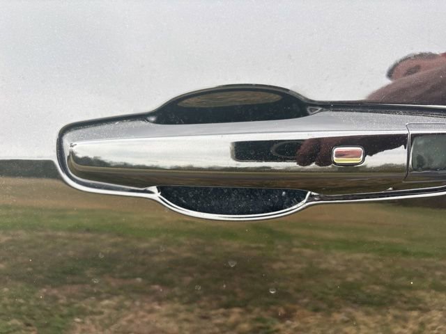 Used 2025 GMC Terrain Elevation image 9