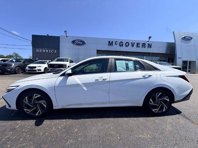 Used 2024 Hyundai Elantra Limited FWD image 5