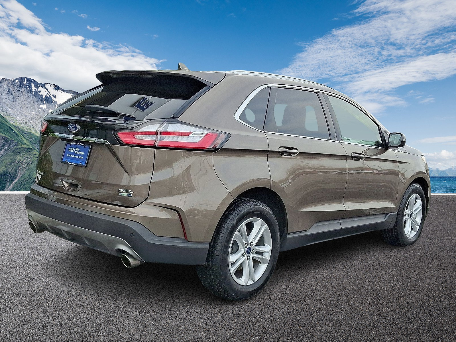 Certified 2019 Ford Edge SEL w/ Equipment Group 201A image 6