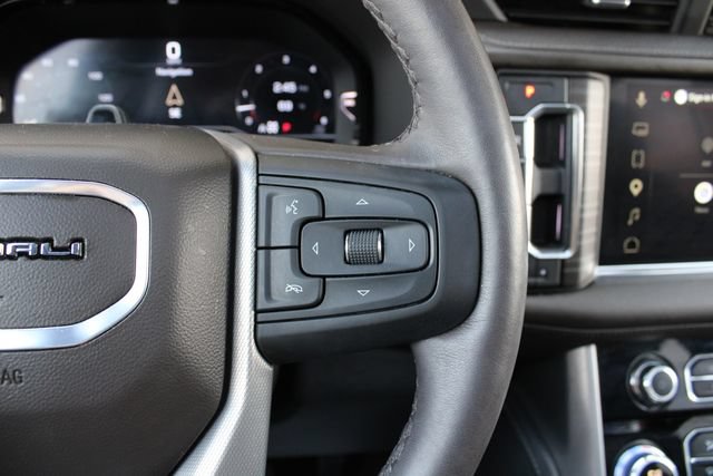 Used 2024 GMC Yukon Denali w/ Advanced Technology Package AWD/4WD image 14