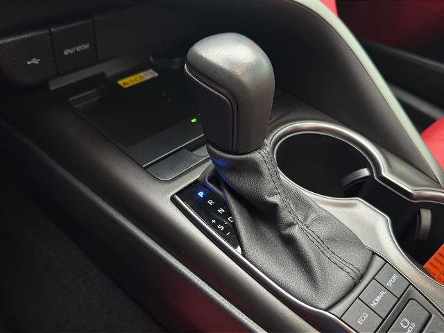 Used 2024 Toyota Camry XSE w/ Navigation Package image 30