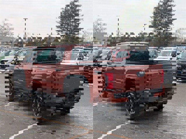 Used 2025 Toyota Tacoma TRD Off-Road image 5