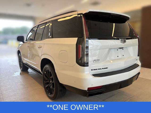 Used 2024 Cadillac Escalade Sport w/ LPO, ONYX Package AWD/4WD image 3