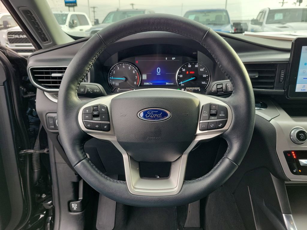 Certified 2022 Ford Explorer XLT w/ Equipment Group 202A image 22