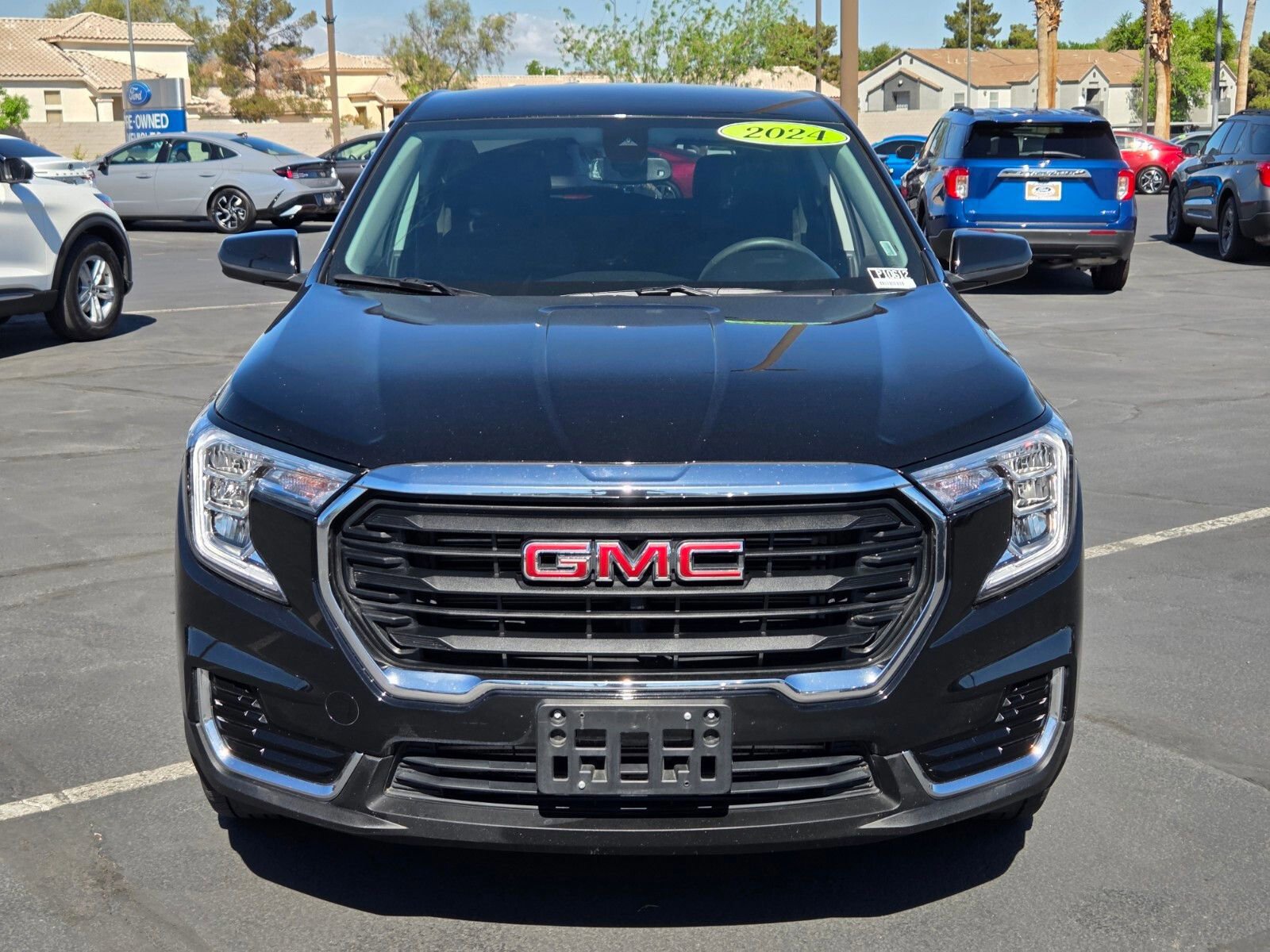 Used 2024 GMC Terrain SLE image 8