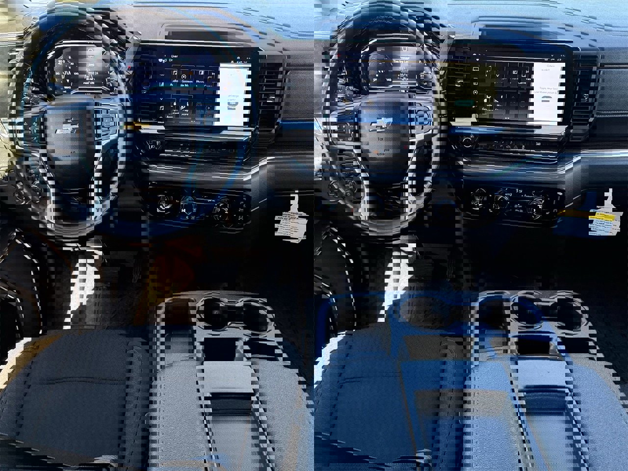 Used 2024 Chevrolet Silverado 1500 LT image 11