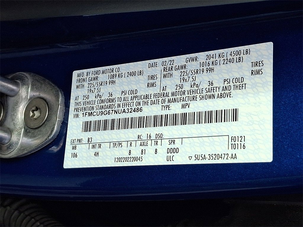 Certified 2022 Ford Escape SE w/ SE Sport Appearance Package image 27