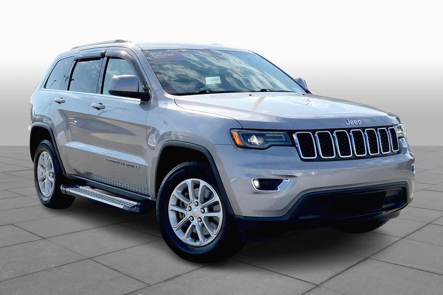 Used 2021 Jeep Grand Cherokee Laredo RWD image 3