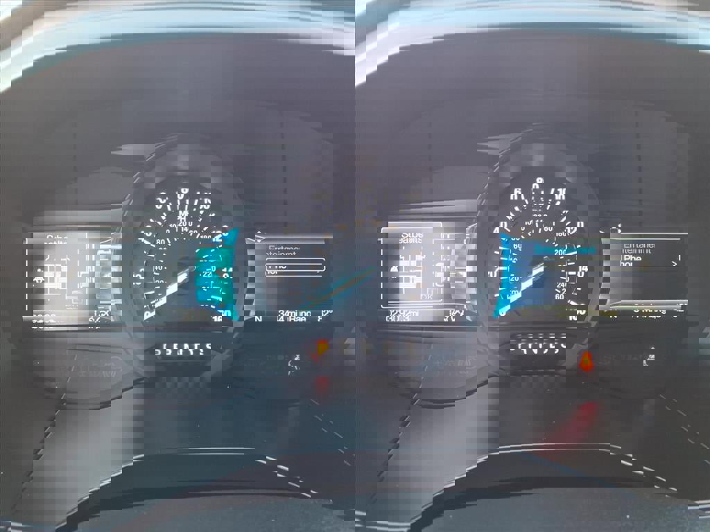 Certified 2024 Ford Edge SE image 30