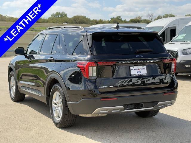 Certified 2025 Ford Explorer Active w/ Active Comfort Package RWD image 6