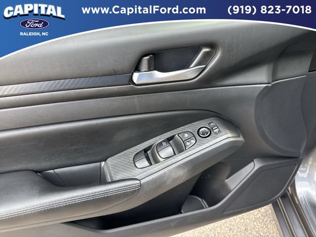 Used 2024 Nissan Altima 2.5 SV image 20