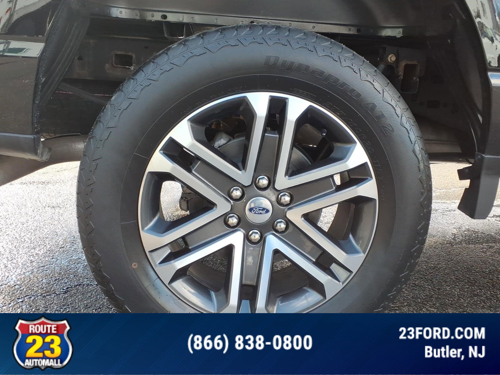 Certified 2022 Ford F150 XL w/ STX Appearance Package AWD/4WD image 11