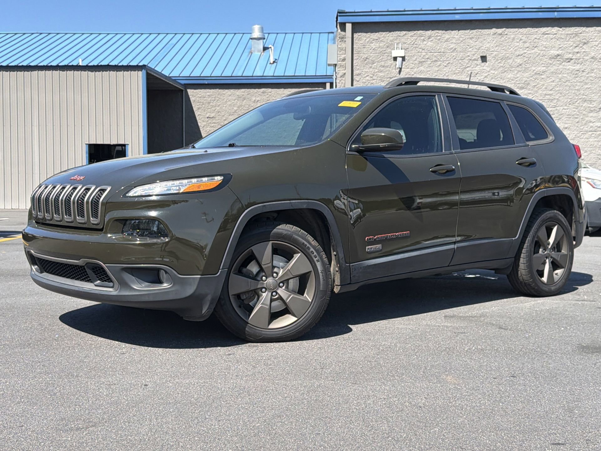 Used 2017 Jeep Cherokee Latitude w/ Safety/Convenience Group