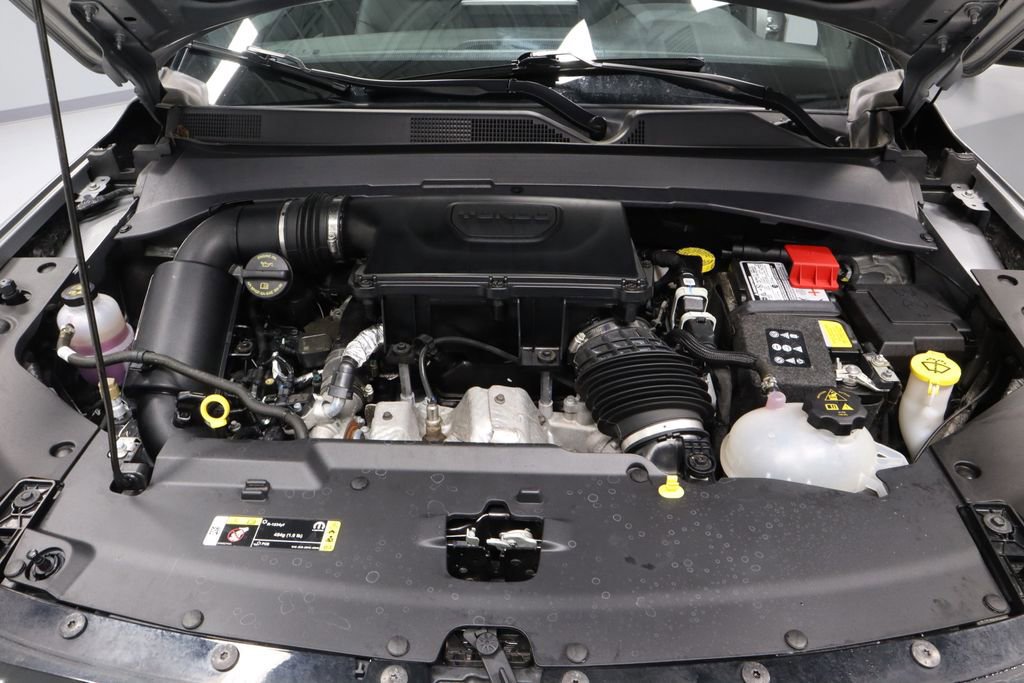 Used 2024 Jeep Compass Limited image 13