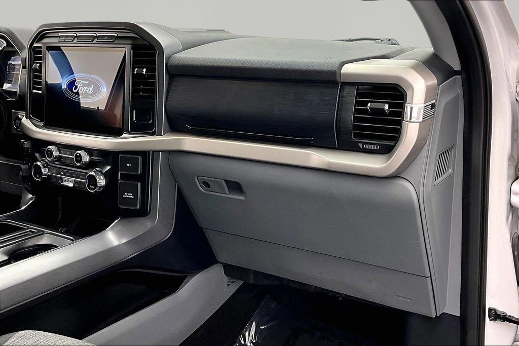 Certified 2021 Ford F150 XLT w/ Equipment Group 302A High image 17