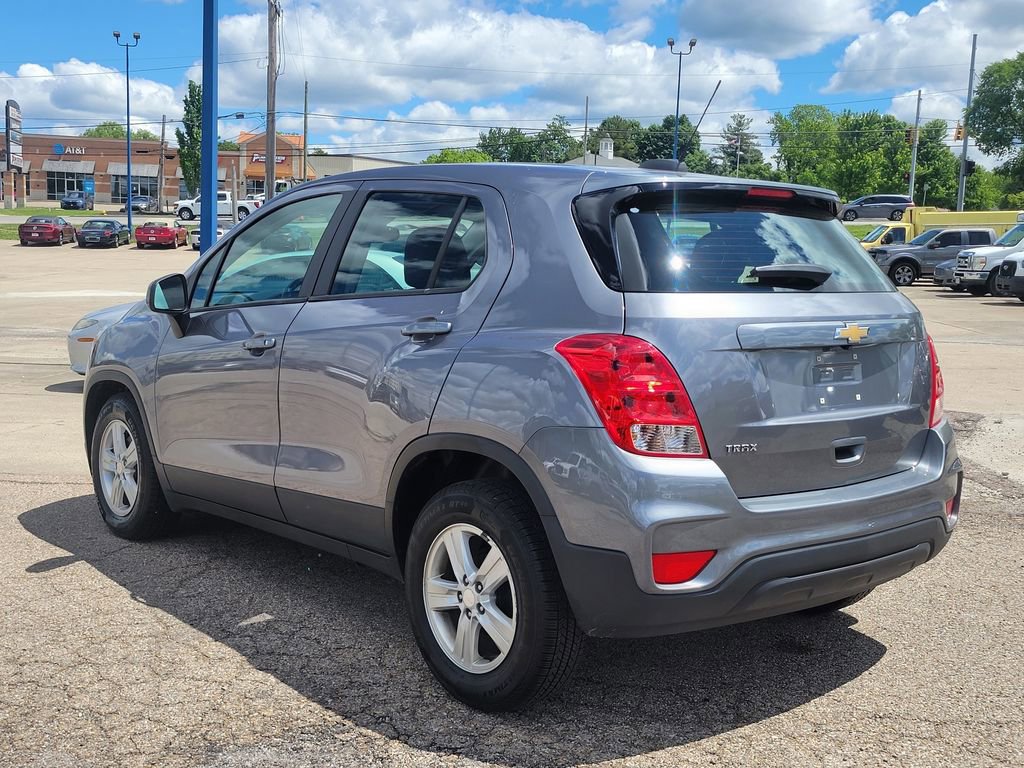 Used 2020 Chevrolet Trax LS FWD image 29