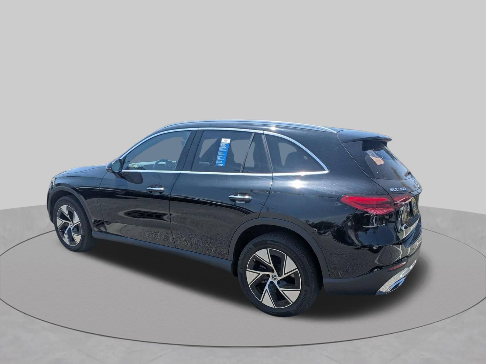 Used 2024 Mercedes-Benz GLC 300 4MATIC image 6