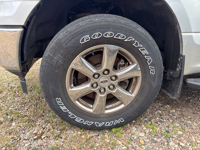 Certified 2019 Ford F150 XLT w/ Equipment Group 302A Luxury AWD/4WD image 4
