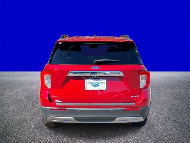 Certified 2023 Ford Explorer XLT w/ Equipment Group 202A AWD/4WD image 4