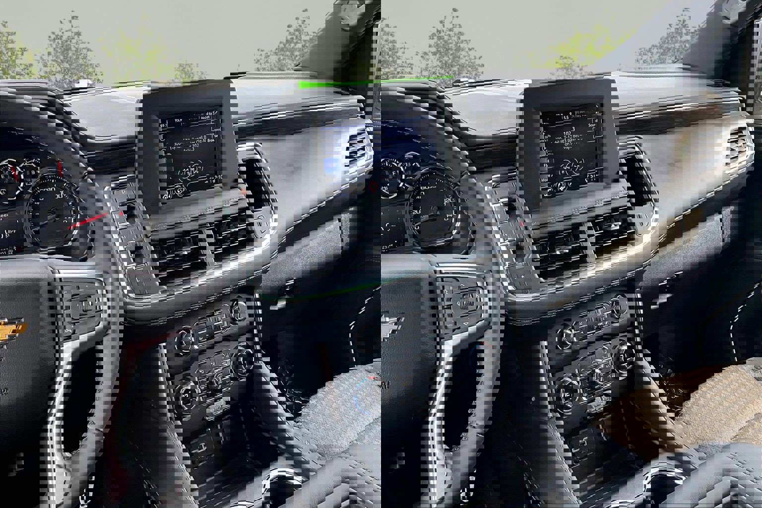 Used 2024 Chevrolet Tahoe LS image 8