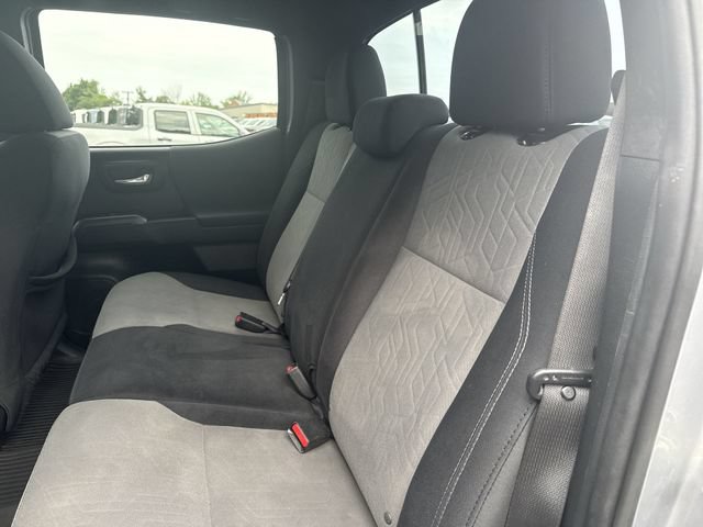 Used 2020 Toyota Tacoma TRD Sport w/ Technology Package AWD/4WD image 21