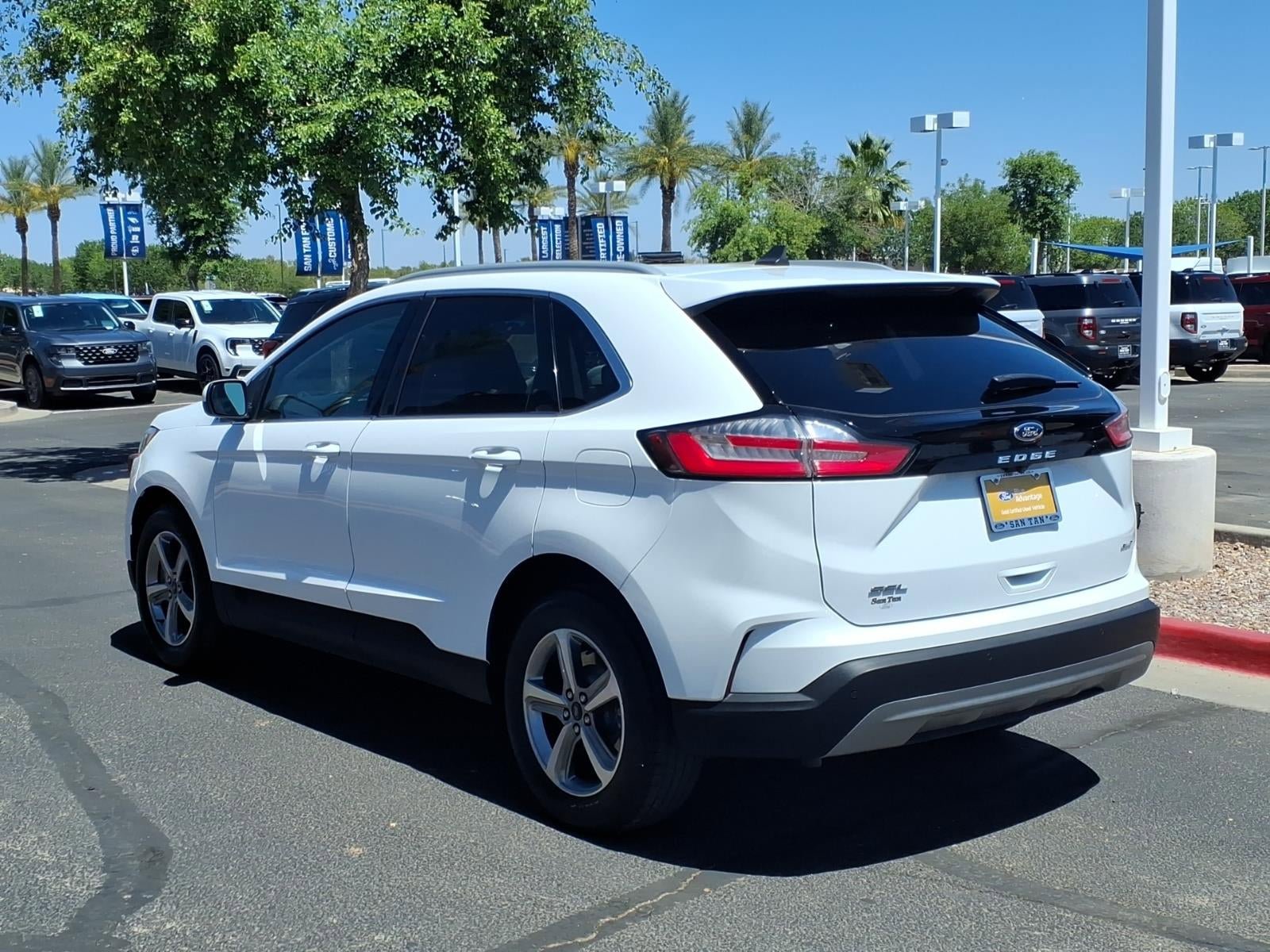 Certified 2023 Ford Edge SEL w/ Convenience Package AWD/4WD image 6