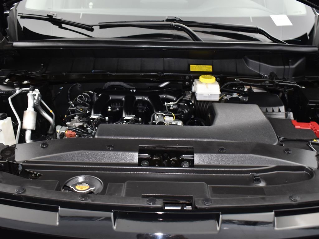 Used 2024 Nissan Pathfinder S image 20