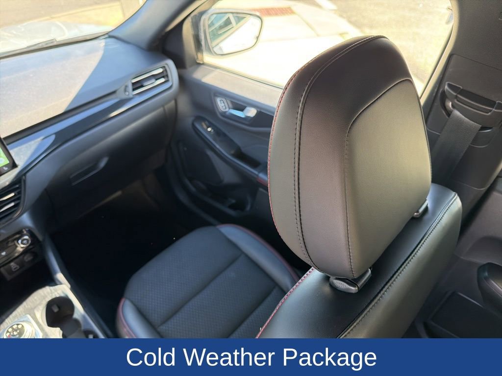 Certified 2025 Ford Escape ST-Line w/ Equipment Group 301A image 18