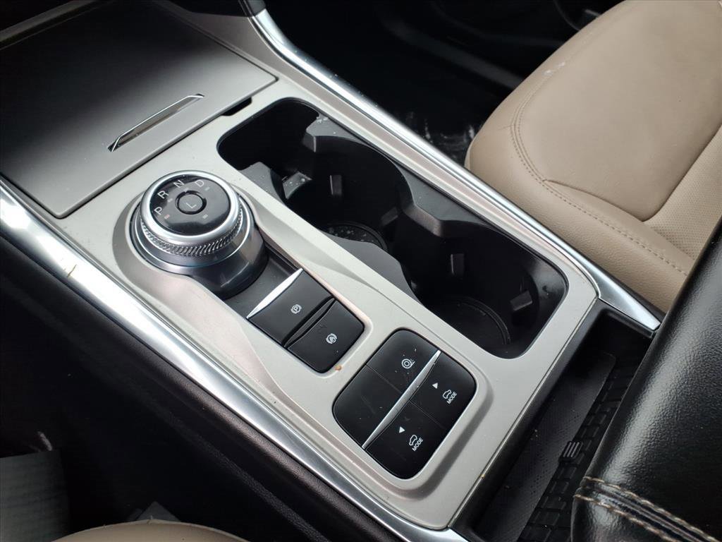 Certified 2023 Ford Explorer Limited w/ Hybrid Equipment Group 310A image 18