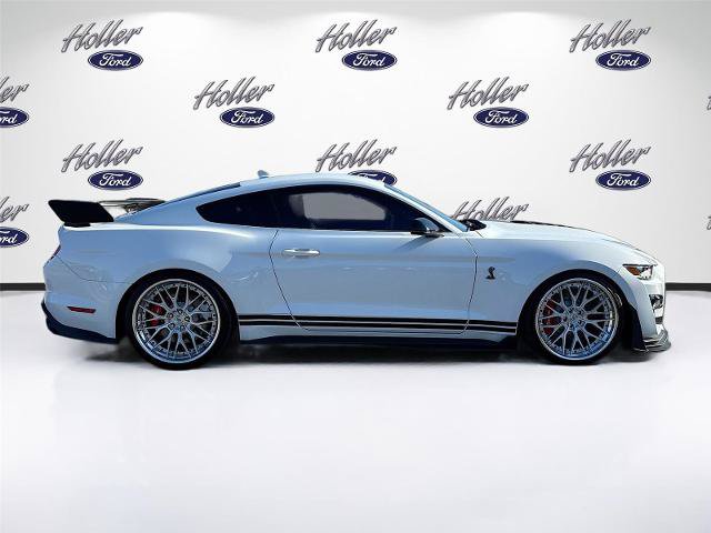 Certified 2022 Ford Mustang Shelby GT500 w/ Carbon Fiber Track Pack RWD image 9