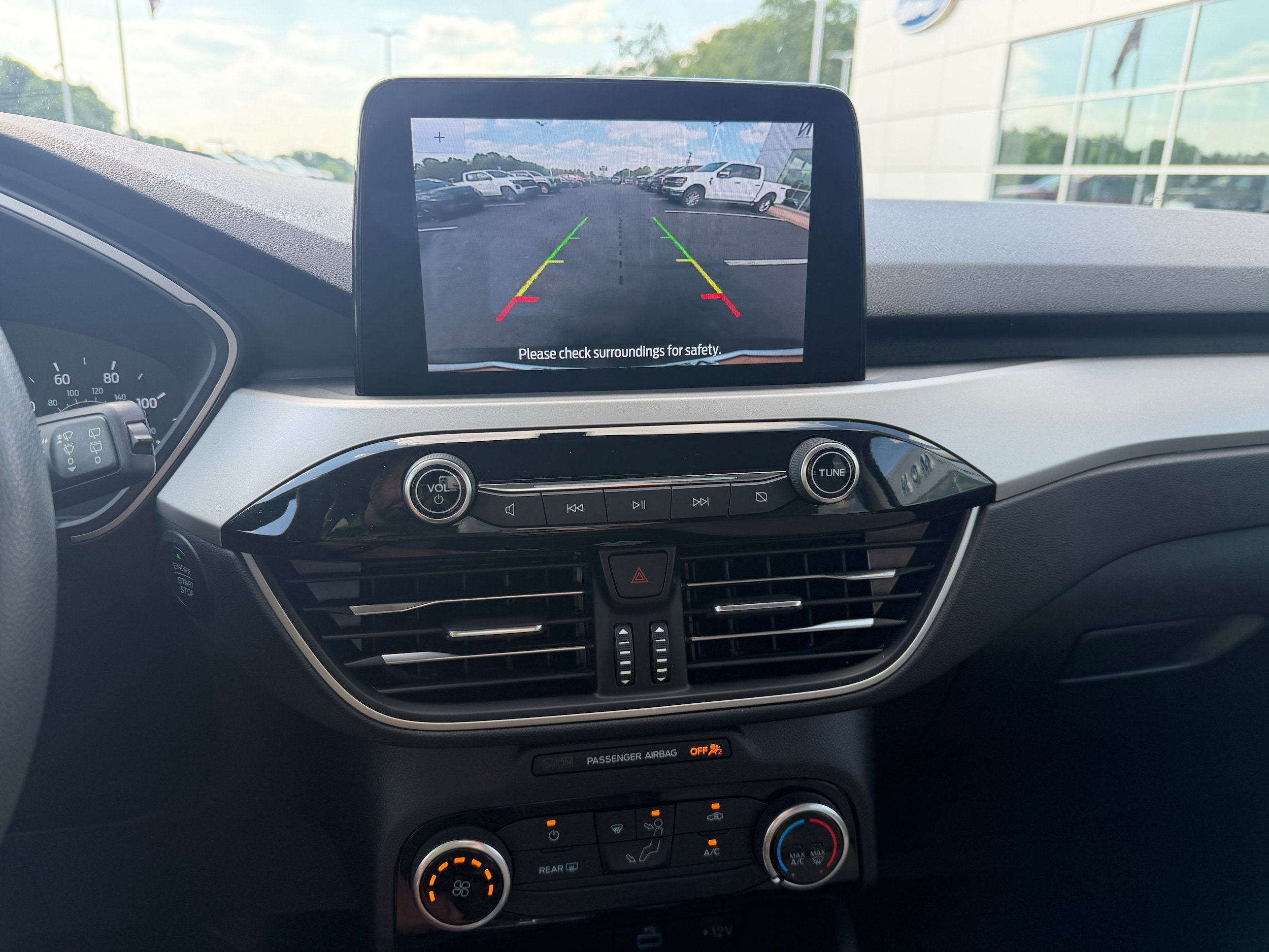 Certified 2022 Ford Escape SE AWD/4WD image 24