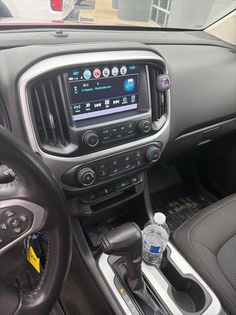 Used 2018 Chevrolet Colorado LT w/ LT Convenience Package image 17