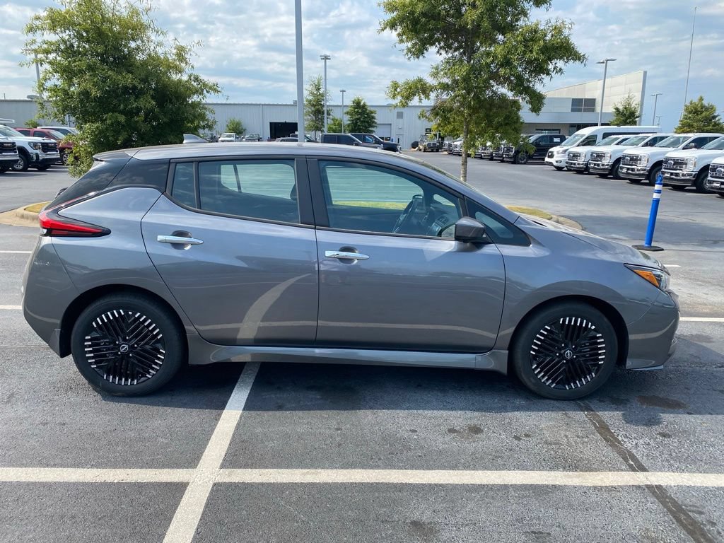 Used 2024 Nissan Leaf SV Plus FWD image 8