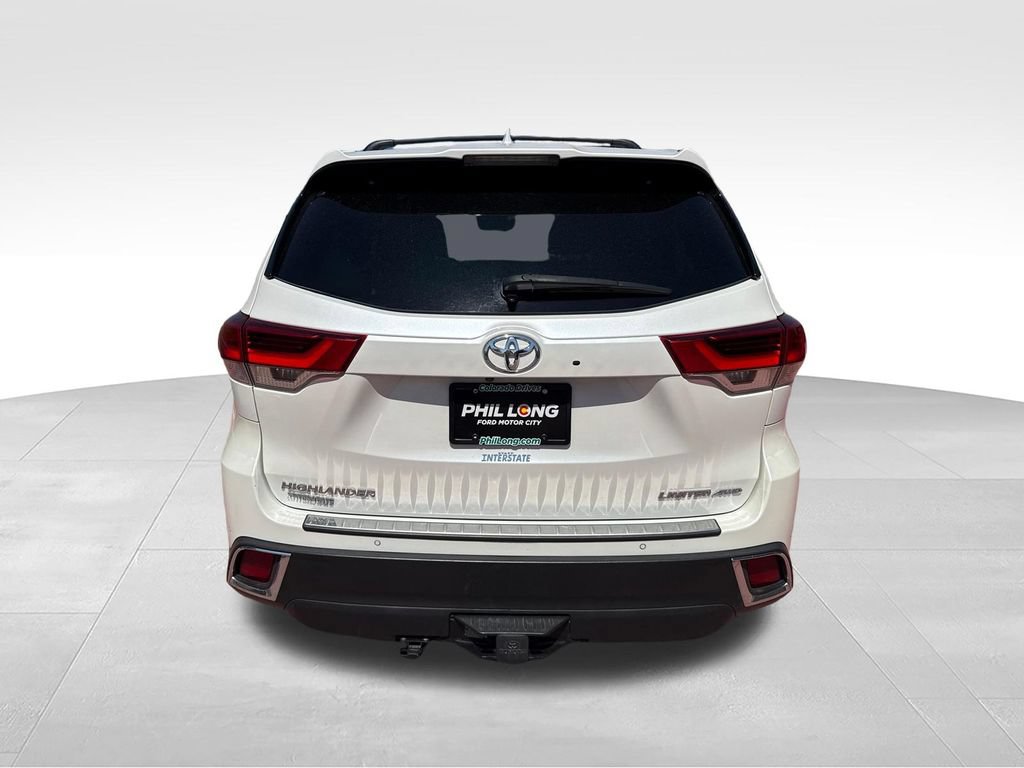 Used 2019 Toyota Highlander Limited Platinum AWD/4WD image 8