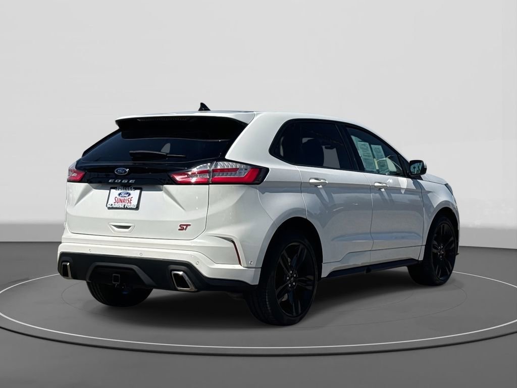 Certified 2024 Ford Edge ST w/ Equipment Group 401A image 4