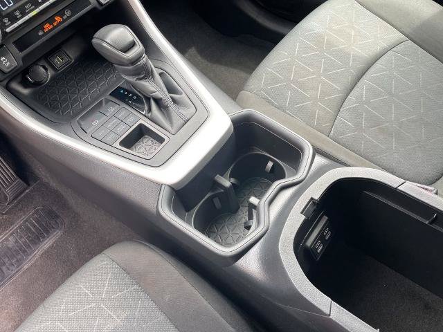Used 2024 Toyota RAV4 XLE AWD/4WD image 9