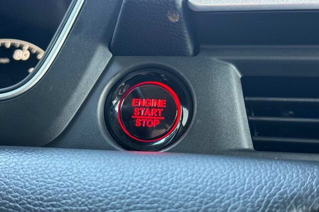 Used 2025 Honda Pilot EX-L image 22