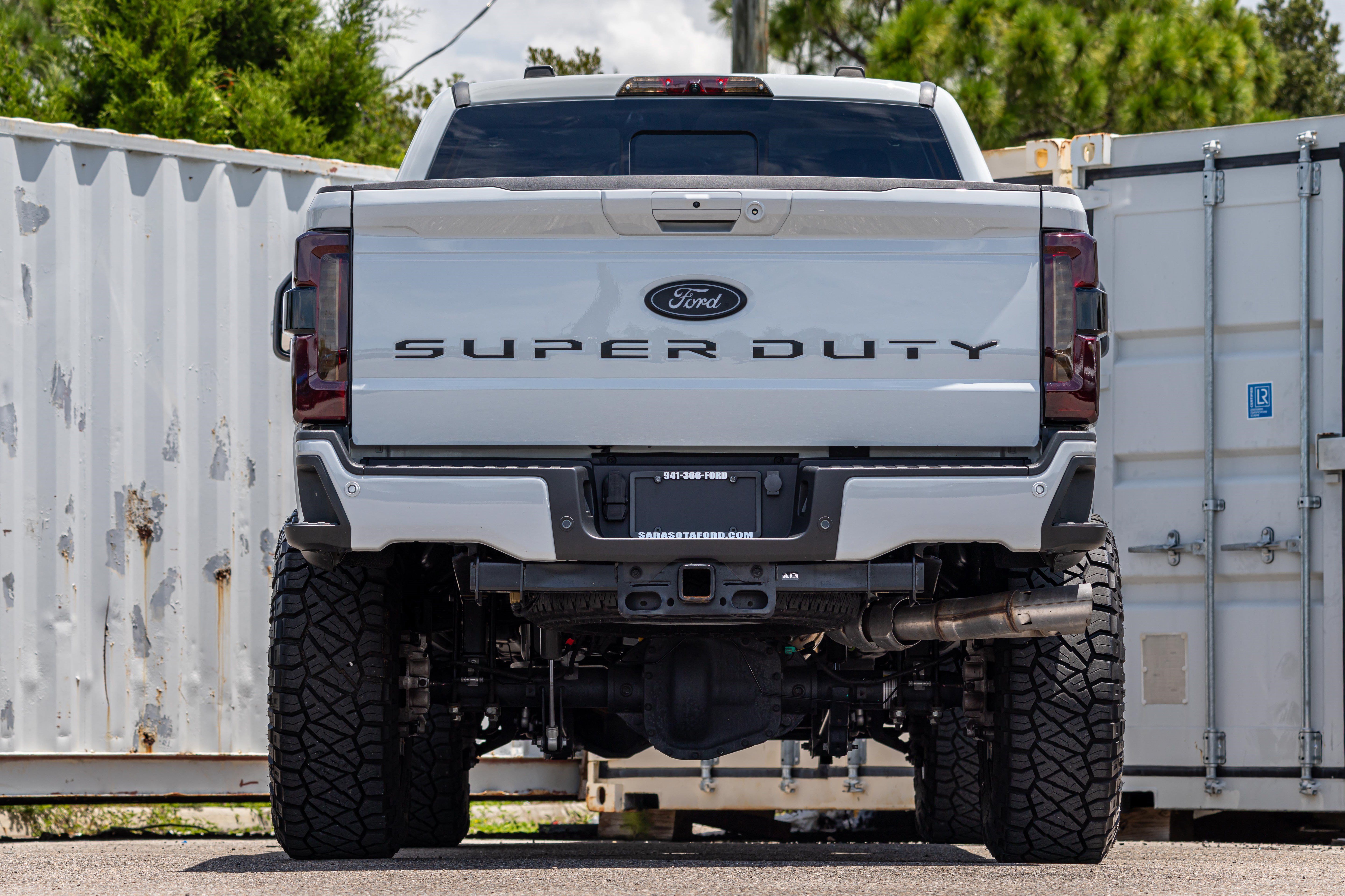 Certified 2025 Ford F250 Lariat w/ Lariat Ultimate Package AWD/4WD image 5