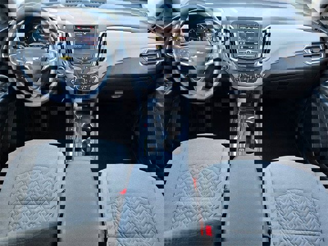 Used 2022 Chevrolet Equinox LS w/ LS Convenience Package image 9