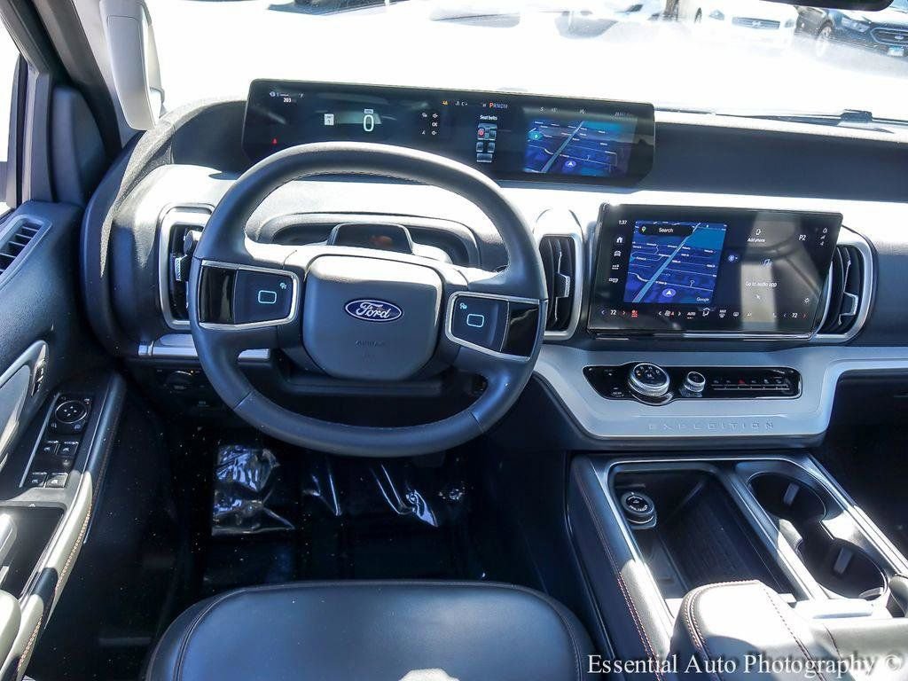 Certified 2025 Ford Expedition Active AWD/4WD image 14