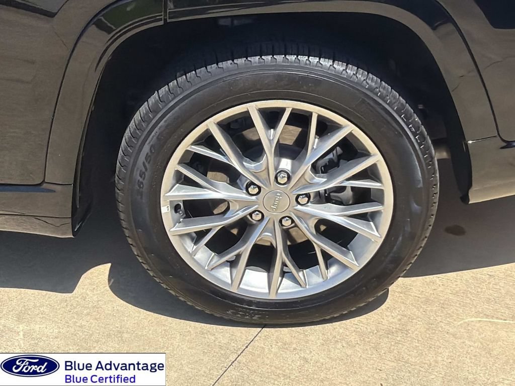 Used 2025 Jeep Grand Cherokee L Summit AWD/4WD image 7