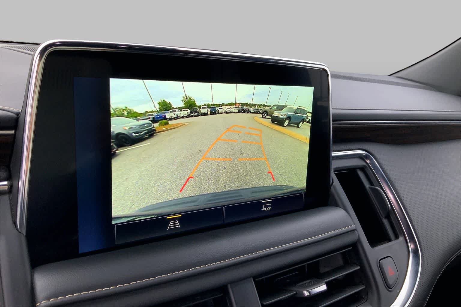 Used 2024 Chevrolet Tahoe Premier RWD image 27