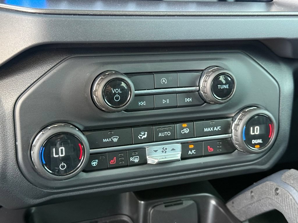 Certified 2025 Ford Bronco Badlands AWD/4WD image 13