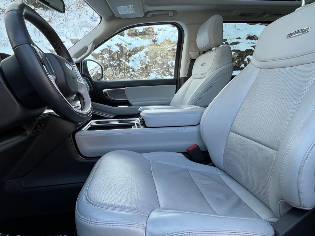 Certified 2025 Ford Expedition Max Platinum image 21