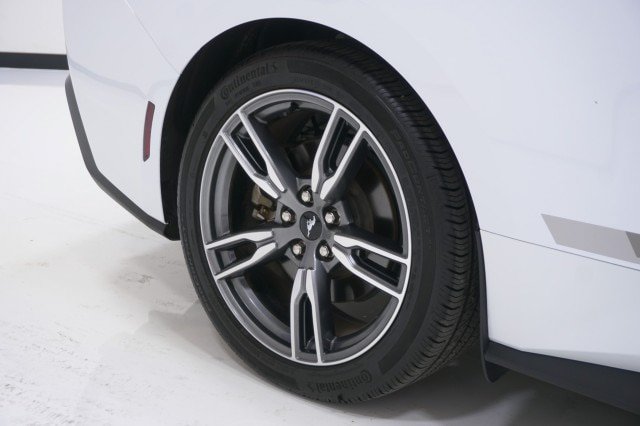 Certified 2025 Ford Mustang Coupe w/ Wheel & Stripe Package RWD image 6