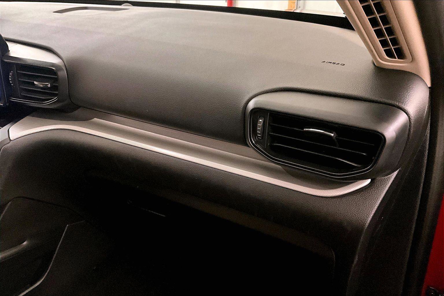 Certified 2020 Ford Explorer XLT w/ Class III Trailer Tow Package image 15