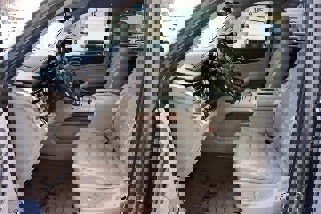 Used 2019 GMC Yukon Denali w/ Denali Ultimate Package image 28