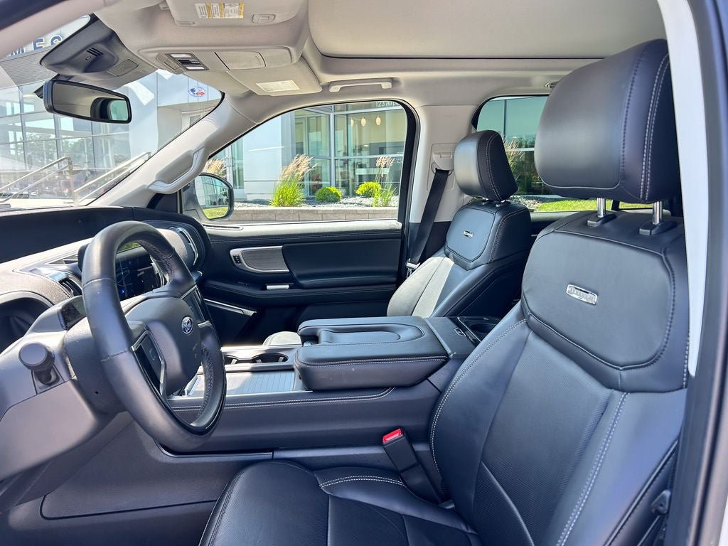 Certified 2025 Ford Expedition Max Platinum AWD/4WD image 10